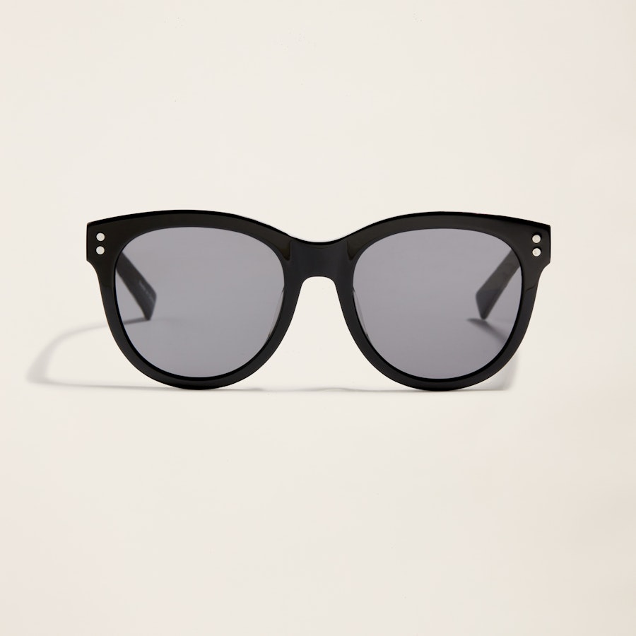 Authentic Gentle Monster Fashion Sunglasses for Women Her 01 Black Frame  with Black Zeiss Lenses (1996) : Clothing, Shoes & Jewelry 