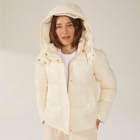 ●   ● W CROPPED KNIT DOWN PUFFER NEIWAI ACTIVE X NYCB Knitted Down Cropped Jacket