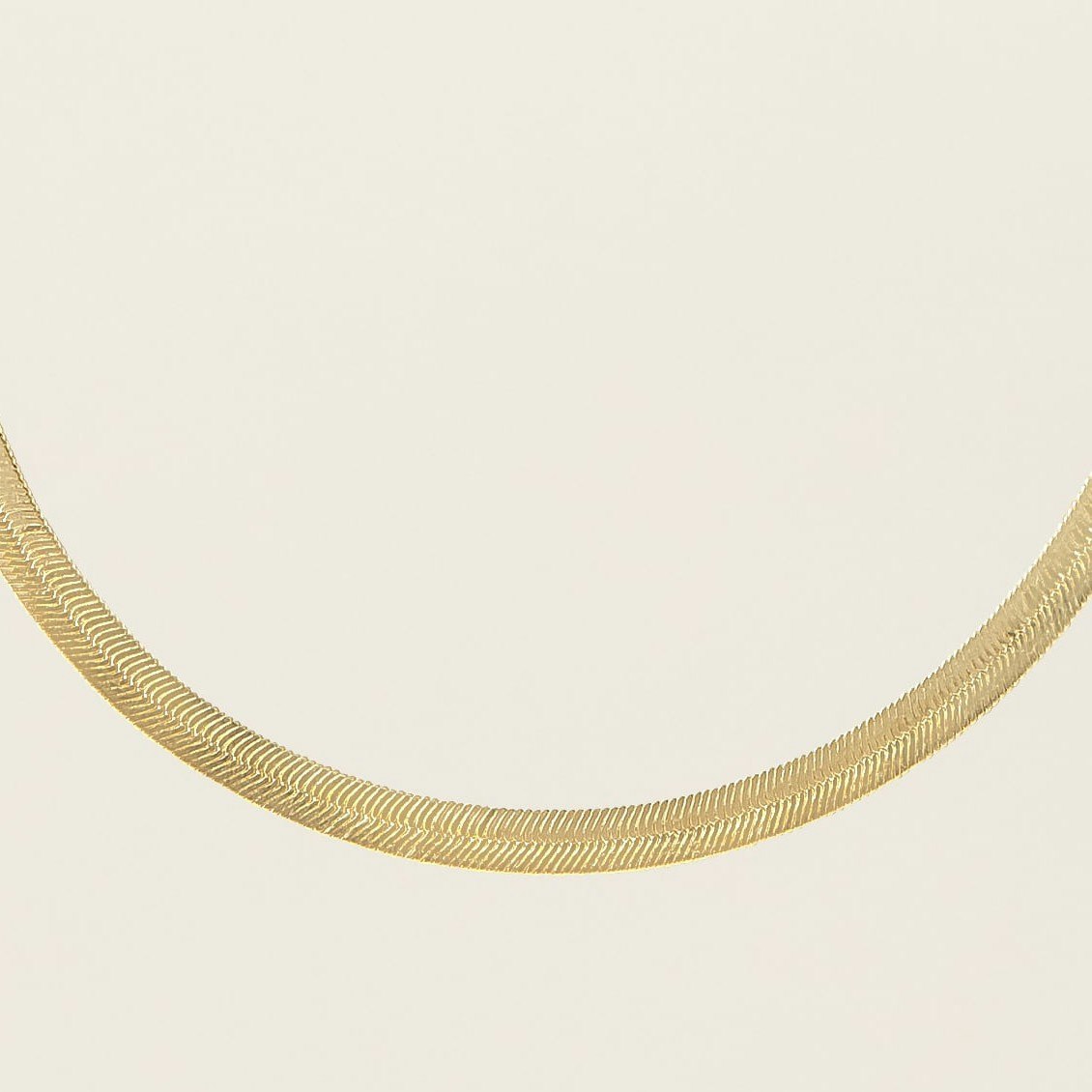 14K Solid Gold Herringbone Chain Necklace (5mm)_A_0114 (2).jpg